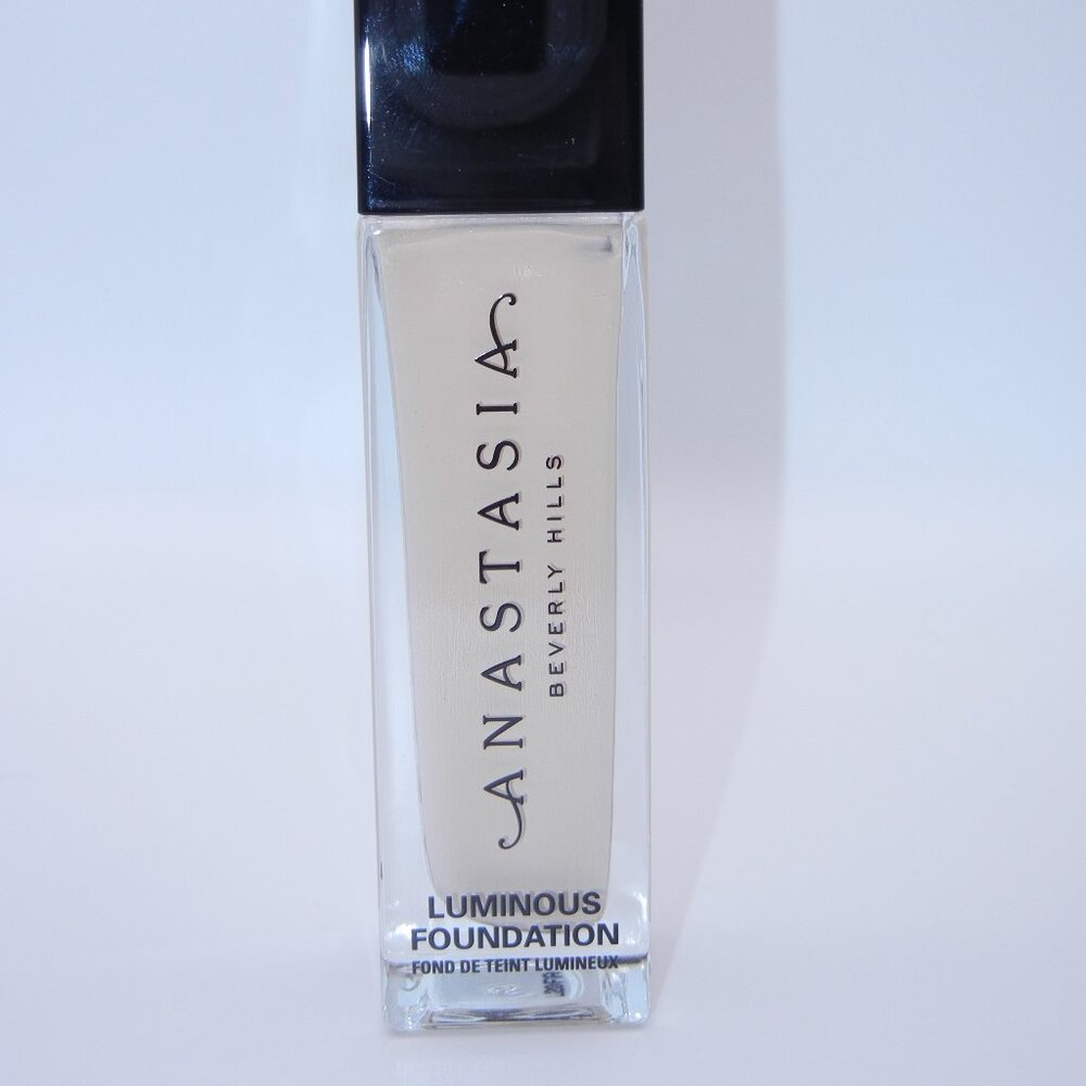 NEW ABH Foundation - 130N (Fair-Light)